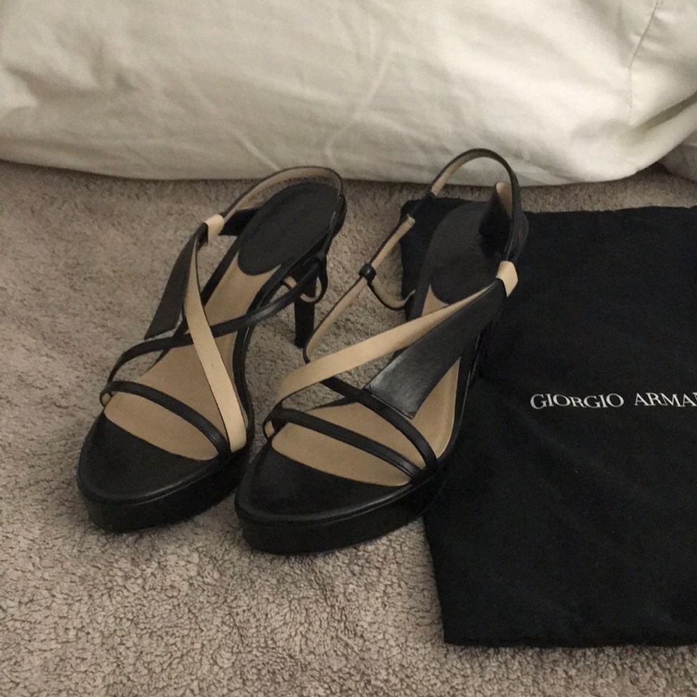 💯% authentic, brand new Giorgio Armani pumps